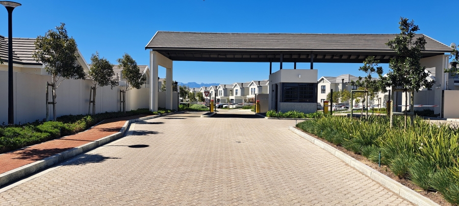 To Let 3 Bedroom Property for Rent in Groot Phesantekraal Estate Western Cape